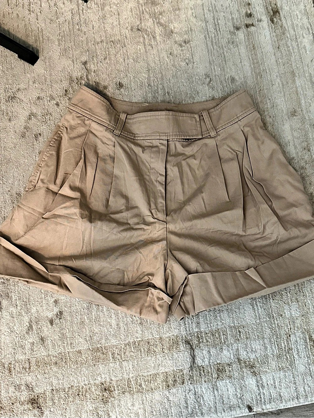 Club Monaco High Waist Shorts in Brown Size 8 Like New